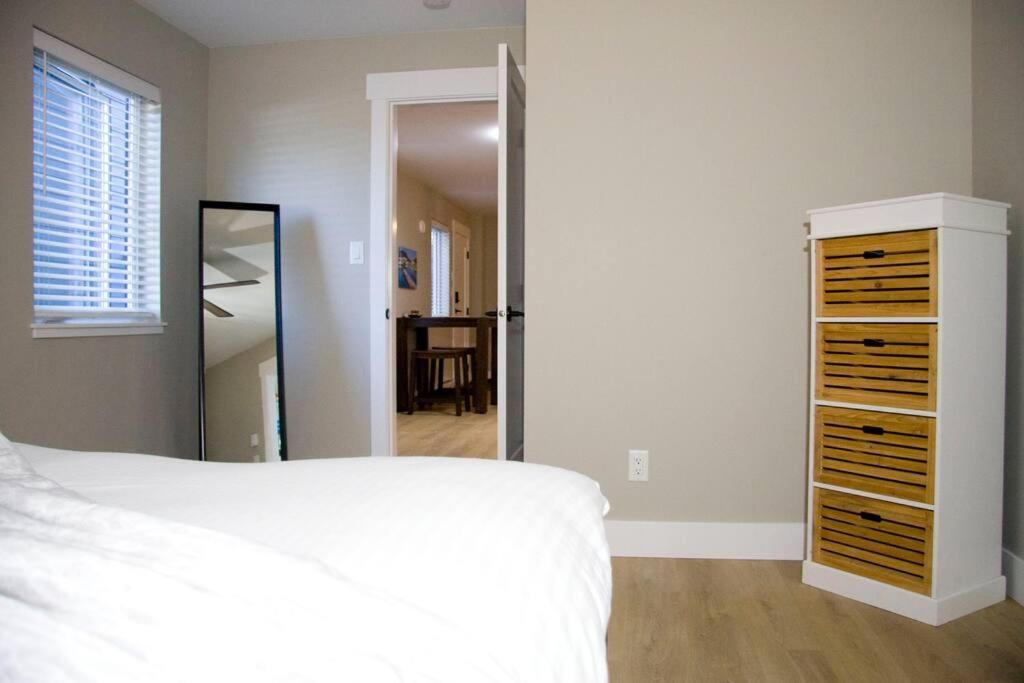 M&M'S Maple Bay Mountain Guesthouse - Licensed Duncan Eksteriør billede